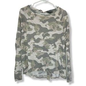 Dear John Medium Roxy Camo Top Snap Back  Closure Split Collar Soft Comfortable